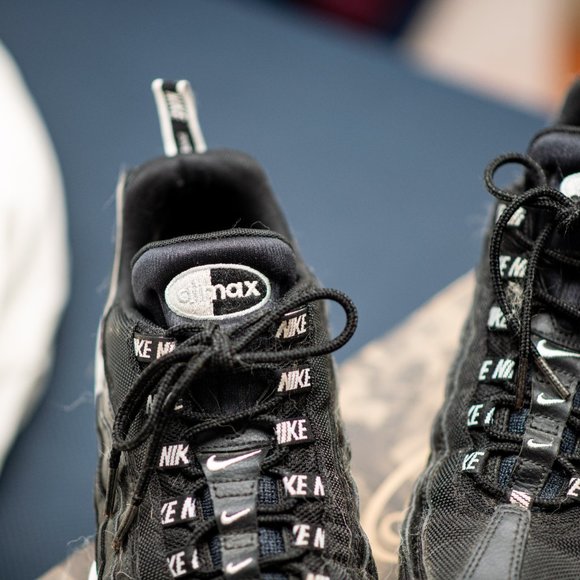 Air Max 95 Black/White size 12 - Picture 2 of 4